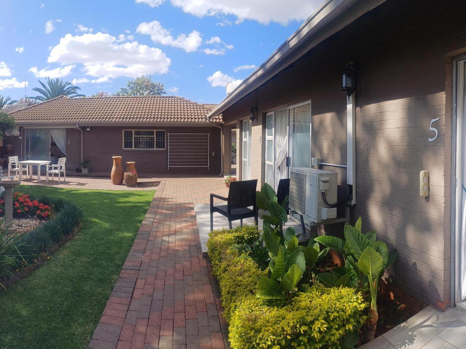 Ceelee'S Place Bloemfontein Exterior foto